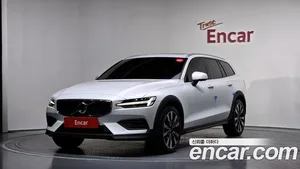 Volvo V60, 2022 — миниатюра 1