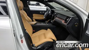 Volvo V60, 2022 — миниатюра 11