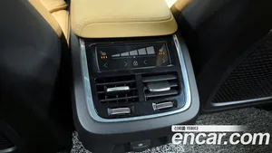 Volvo V60, 2022 — миниатюра 18