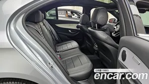Mercedes-Benz E-Class, 2020 — миниатюра 12