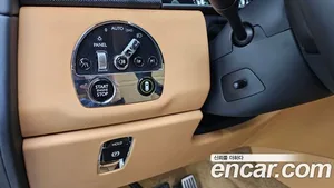 Rolls-Royce Cullinan, 2023 — миниатюра 18