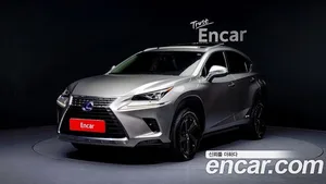 Lexus NX, 2017 — миниатюра 1