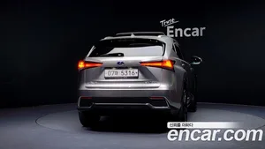 Lexus NX, 2017 — миниатюра 4