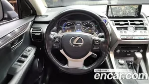 Lexus NX, 2017 — миниатюра 13
