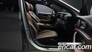 Mercedes-Benz E-Class, 2021 — миниатюра 10