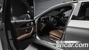 Mercedes-Benz E-Class, 2021 — миниатюра 11