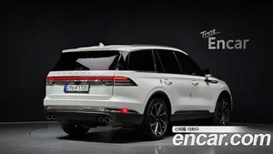 Lincoln Aviator, 2023 — миниатюра 2