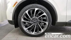 Lincoln Aviator, 2023 — миниатюра 5