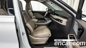 Lincoln Aviator, 2023 — миниатюра 11