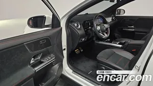 Mercedes-Benz GLA-Class, 2022 — миниатюра 11