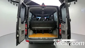 Mercedes-Benz Sprinter, 2017 — миниатюра 20