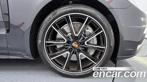 Porsche Panamera, 2019 — миниатюра 5