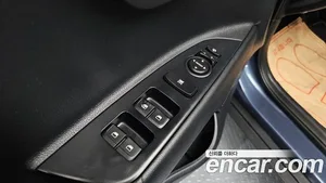 Kia Stonic, 2018 — миниатюра 14