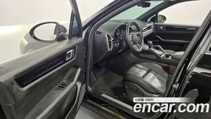 Porsche Cayenne, 2023 — миниатюра 10