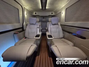 Mercedes-Benz Sprinter, 2023 — миниатюра 10