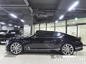 Bentley Continental, 2021 — миниатюра 2