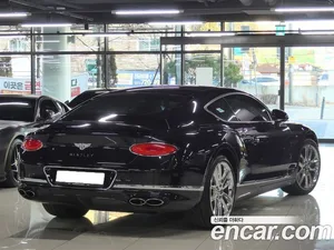 Bentley Continental, 2021 — миниатюра 3