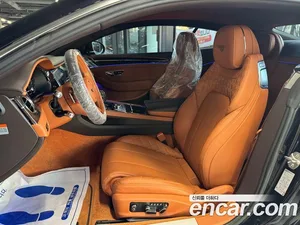 Bentley Continental, 2021 — миниатюра 6