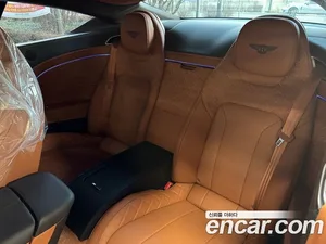 Bentley Continental, 2021 — миниатюра 13