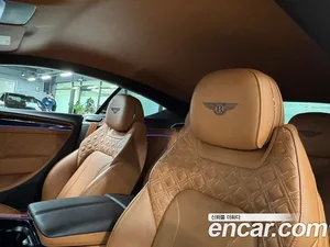 Bentley Continental, 2021 — миниатюра 14