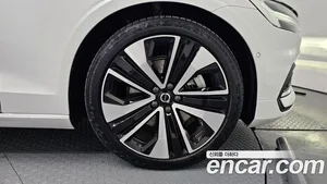 Volvo S60, 2024 — миниатюра 5
