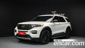 Ford Explorer, 2022 — миниатюра 1