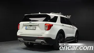 Ford Explorer, 2022 — миниатюра 2