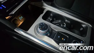 Ford Explorer, 2022 — миниатюра 9