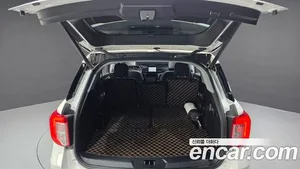 Ford Explorer, 2022 — миниатюра 20