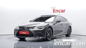 Lexus LS, 2021 — миниатюра 1