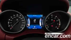 Maserati Levante, 2017 — миниатюра 8