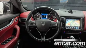Maserati Levante, 2017 — миниатюра 13