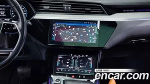 Audi e-tron, 2021 — миниатюра 14