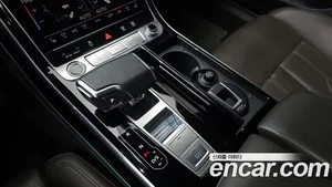 Audi A8, 2021 — миниатюра 9