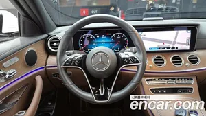 Mercedes-Benz E-Class, 2021 — миниатюра 13