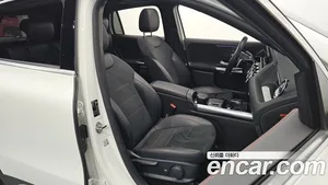 Mercedes-Benz GLA-Class, 2022 — миниатюра 10