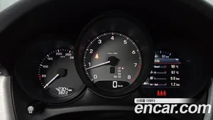 Porsche Macan, 2023 — миниатюра 8