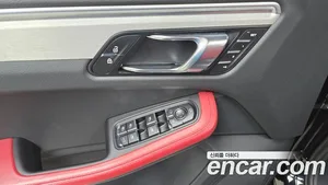 Porsche Macan, 2023 — миниатюра 16