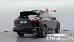 Porsche Cayenne, 2017 — миниатюра 2