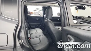 Jeep Renegade, 2022 — миниатюра 12
