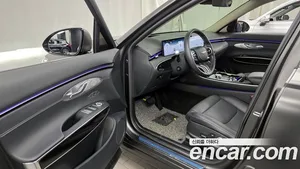 Genesis GV70, 2024 — миниатюра 10