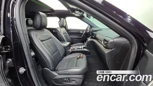 Ford Explorer, 2020 — миниатюра 10