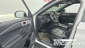 Ford Explorer, 2020 — миниатюра 10