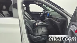 Ford Explorer, 2020 — миниатюра 11