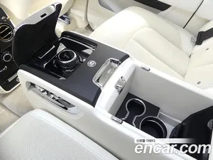 Rolls-Royce Cullinan, 2023 — миниатюра 15