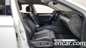 Volkswagen Passat, 2021 — миниатюра 11
