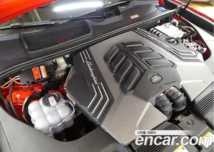 Lamborghini Urus, 2025 — миниатюра 6