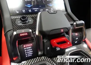 Lamborghini Urus, 2025 — миниатюра 8