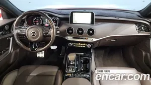 Kia Stinger, 2017 — миниатюра 7