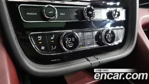 Bentley Bentayga, 2022 — миниатюра 15